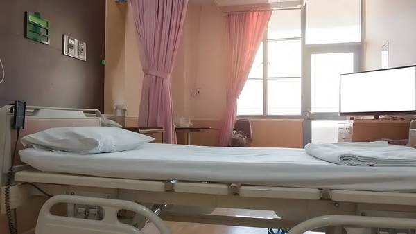 深圳市积分落户专栏_年终述职报告｜檀健次分享年度最过瘾舞台 年终述职报E停造成运